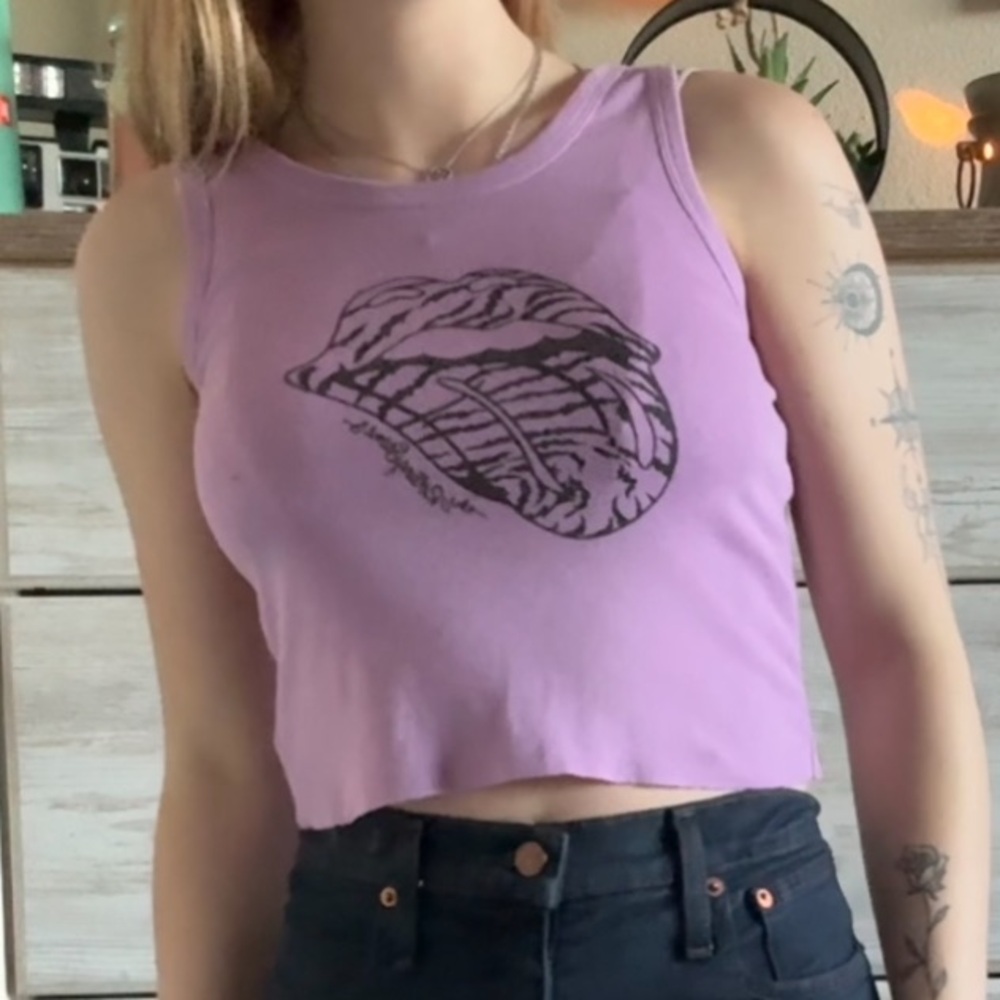 Pink tank top